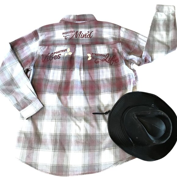 Reworked Bleached Heavy Flannel Shirt: Positive Vibes Plus Size Upcycled Top - Picture 6 of 9